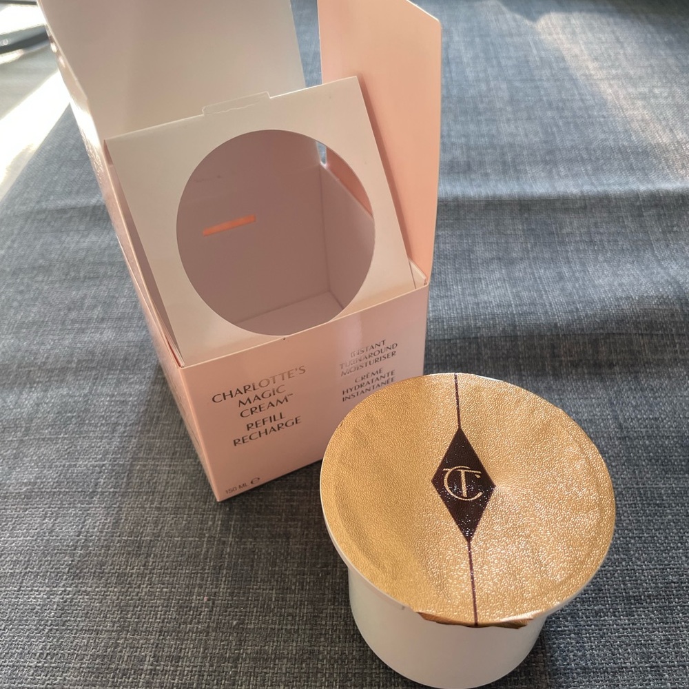 Charlotte tilbury magic cream